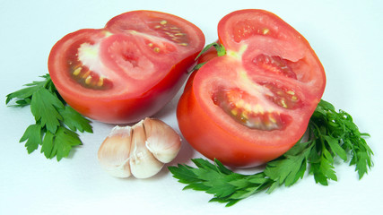 red tomatoes with garlic and parsley