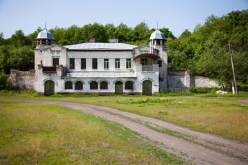 old abandoned homestead in woodland