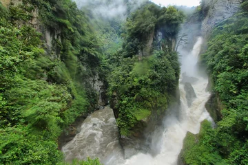Fototapete Rund Pailon Del Diablo waterfall, Ecuador © estivillml