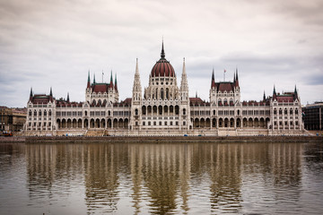 Naklejka premium Hungarian Parliament Building