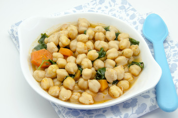 Potaje de garbanzos con espinacas
