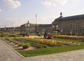 Les quyais de Bordeaux