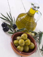 olives with background