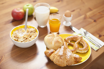 Frühstück auf dem Tisch
