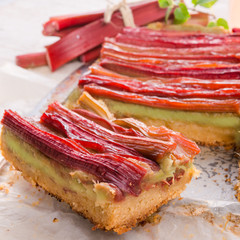 rhubarb cake