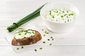 Sandwich with cream cheese and chives
