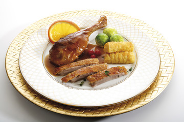 Gänsebraten mit Beilagen
