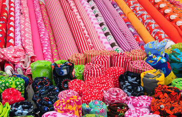 bunte Stoffballen