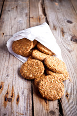 fresh crispy oat cookies