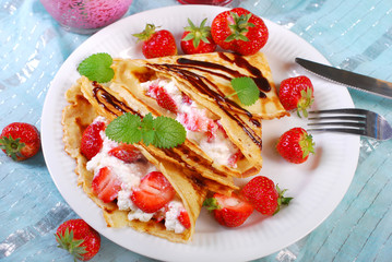 pancakes with cottage cheese and fresh strawberries