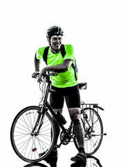 Obraz premium man bicycling mountain bike standing silhouette