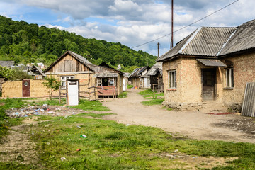 Fototapeta na wymiar Cygańskiej wioski na Ukrainie
