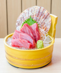 Tuna sashimi