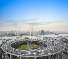 Tableaux sur verre Pont de Nanpu flou de mouvement des voitures sur le pont