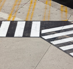 road symbol on runway airport