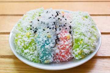 Mung bean rice-crepe, Thai dessert.