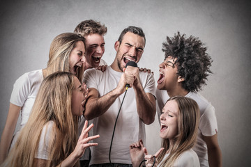 singing friends