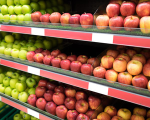 Apple in suppermarket.