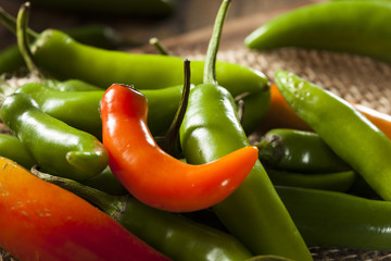 Organic Green Spicy Serrano Peppers