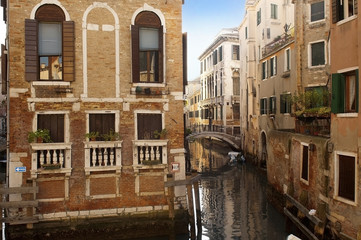 Fototapeta na wymiar picturesque cityscape of Venice