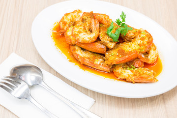 river prawn shrimp with pepper and garlic sauce