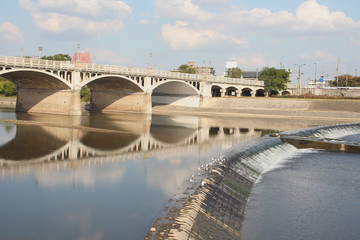 Naklejka premium 武庫大橋