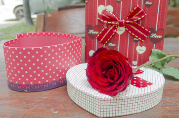 Roses and gifts on the occasion of Valentine's Day.
