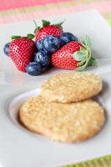 Cookie and fruits