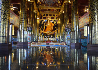 Wat Phra Sri Rattana Mahatat Woramahawihan at Phitsanulok