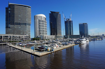 Fototapeta na wymiar Docklands Harbour in Melbourne