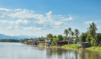 Fototapeta na wymiar Communities living along the Ping River