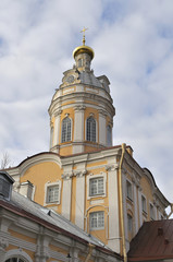 Юго-западная башенка Александро-Невской Лавры