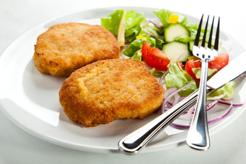 Fried pork chop with vegetables
