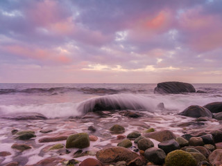 Morgendämmerung an der Küste Rügens