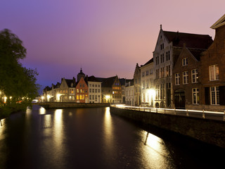 Fototapeta na wymiar Bruges, canals after sunset