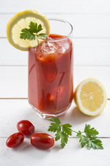 Zumo de tomate cherry, bloody mary, gazpacho, cocktail