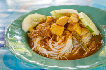 Thai white vermicelli and Fish organs sour soup