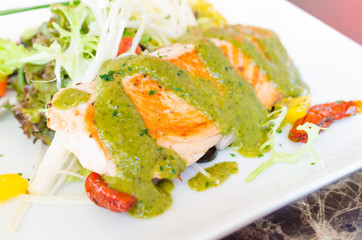 Grill salmon