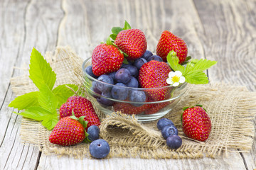 fresh fruits in a bowl