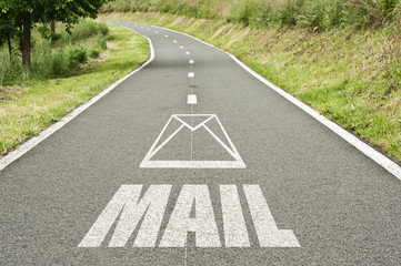 Fototapeta premium route de campagne concept mail