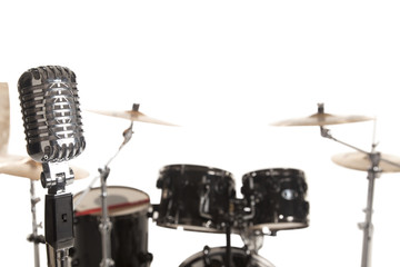 Obraz na płótnie Canvas Microphone in front of Bass Drum Kit