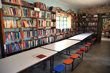 Wandaufkleber Universitätsbibliothek in Somalia © b201735