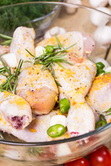 marinated chicken drumsticks with wegetables diner preparations