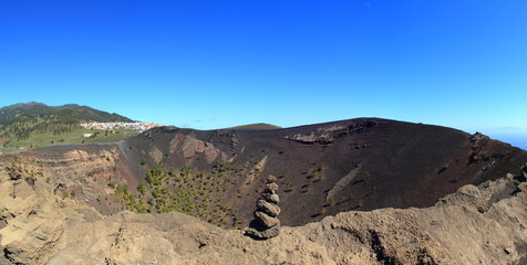 Fototapeta na wymiar Vulkan San Antonio La Palma Canarias