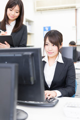 asian businesswomen working in the office