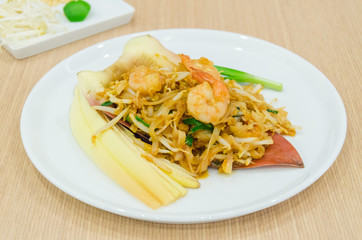 Pad thai
