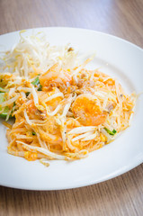 Pad thai