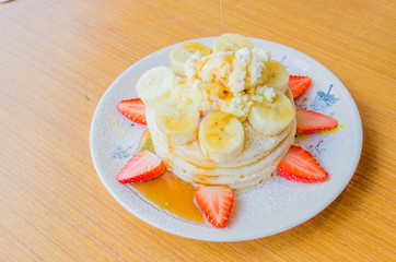 Pancake strawberry banana