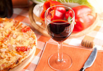 sliced pizza