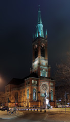 Fototapeta na wymiar Johanneskirche and monument to Otto von Bismarck in Dusseldorf